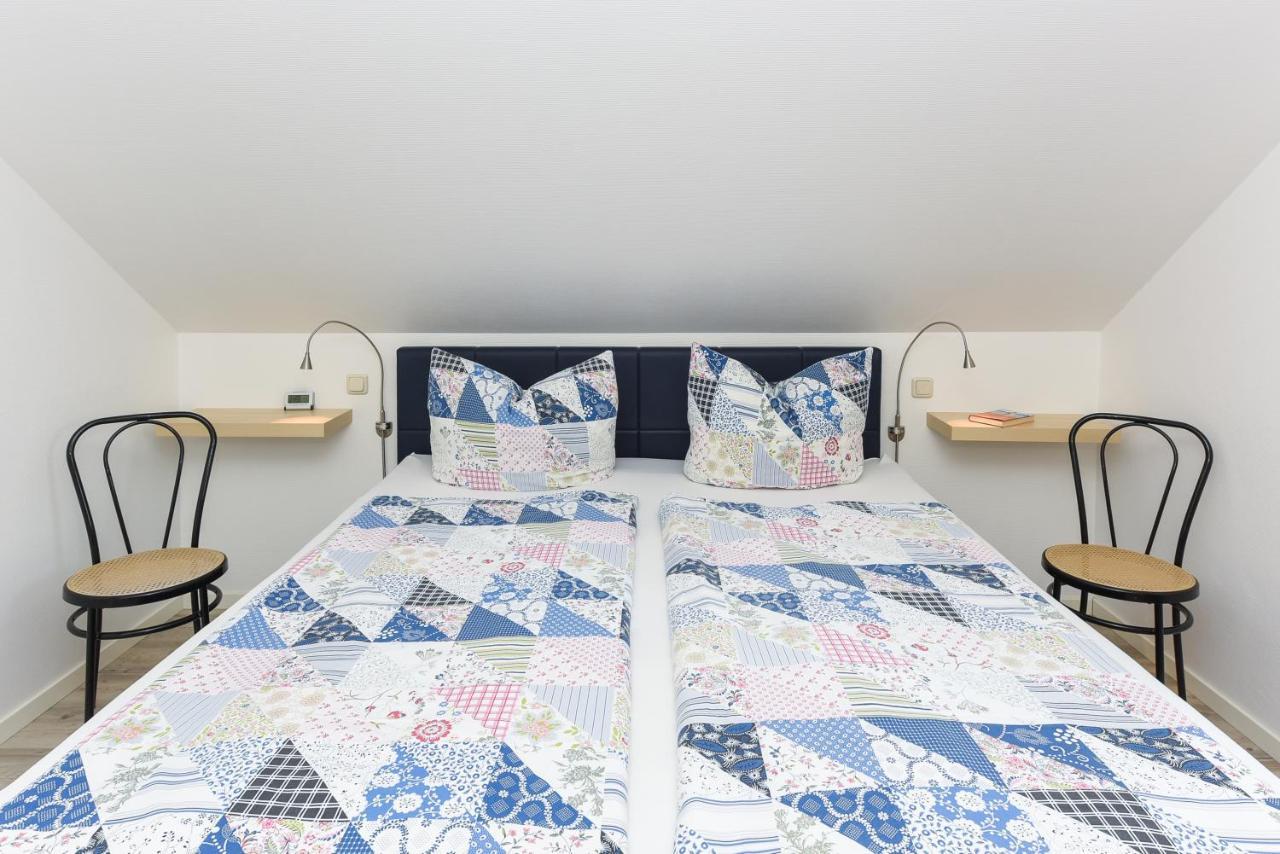 Jever-Ferienhaus Himmelsblick エクステリア 写真