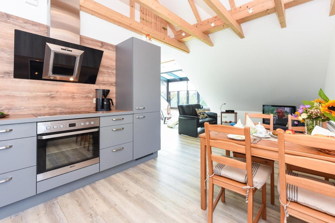 Jever-Ferienhaus Himmelsblick エクステリア 写真
