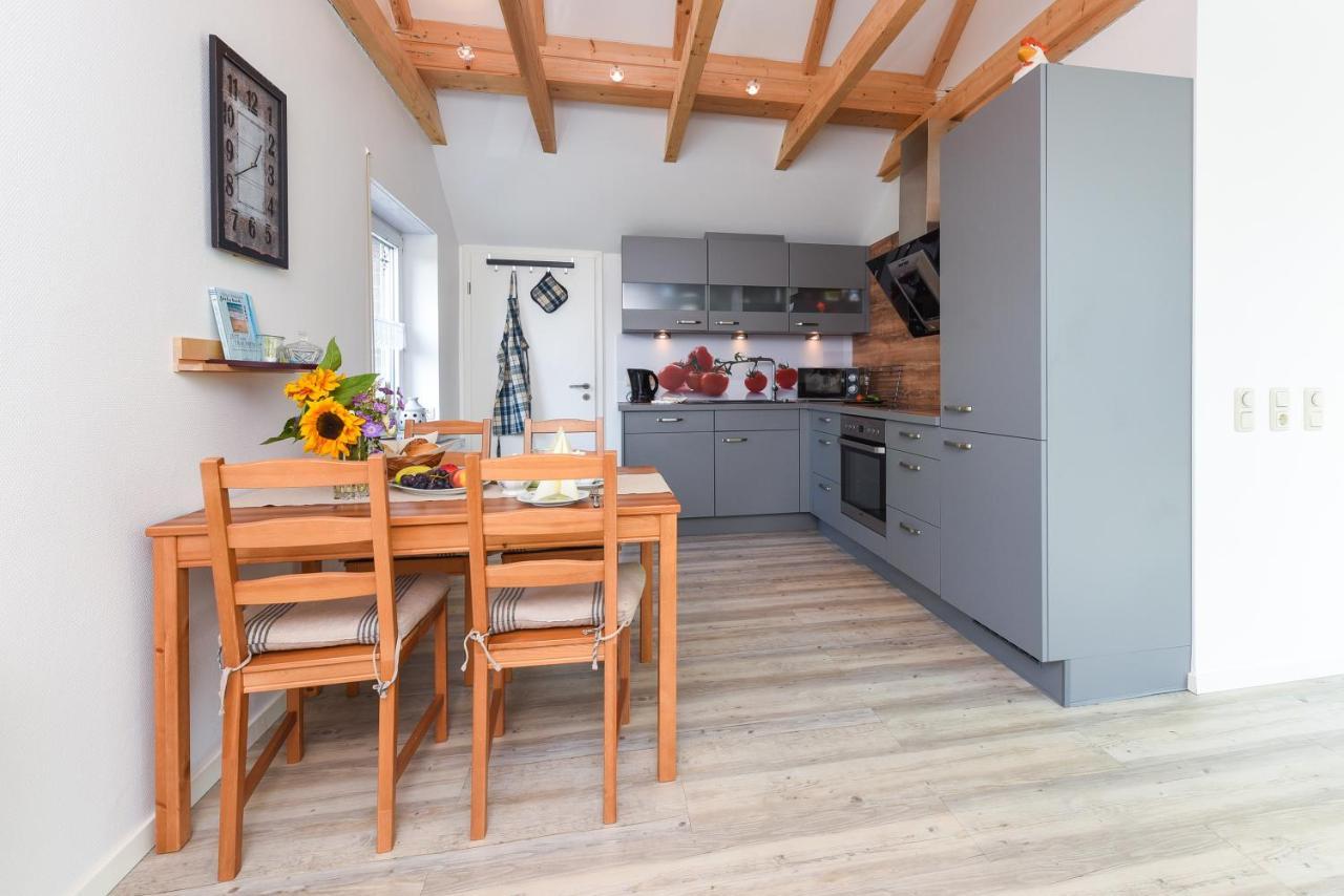 Jever-Ferienhaus Himmelsblick エクステリア 写真
