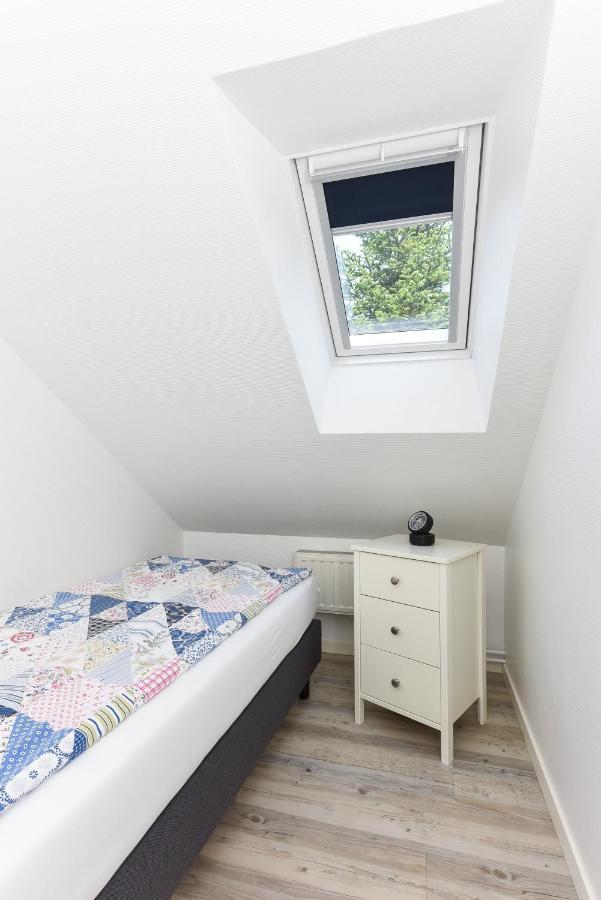 Jever-Ferienhaus Himmelsblick エクステリア 写真