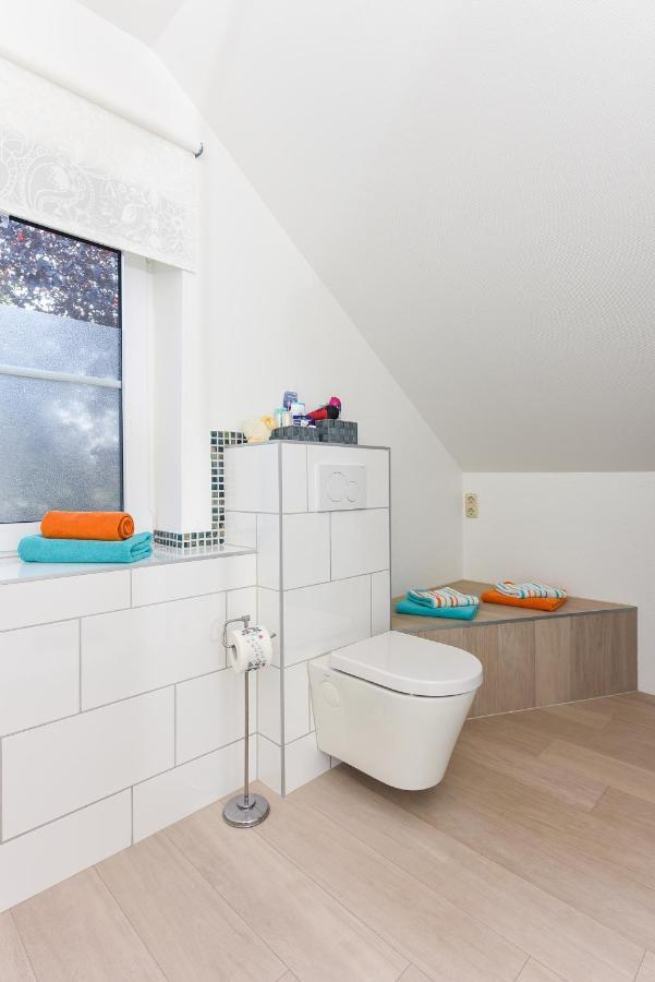 Jever-Ferienhaus Himmelsblick エクステリア 写真